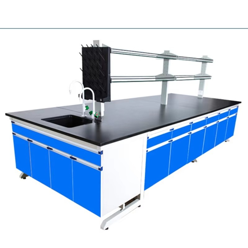 Meble laboratoryjne: wyspa lab – Medical Labs recenzja i cena